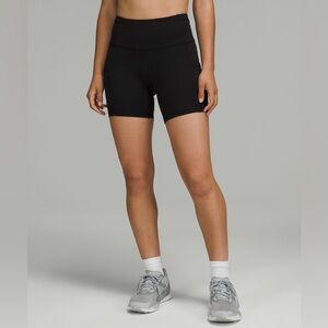 Lululemon Athletica Fast and Free High-Rise Short 6" Black Size 4